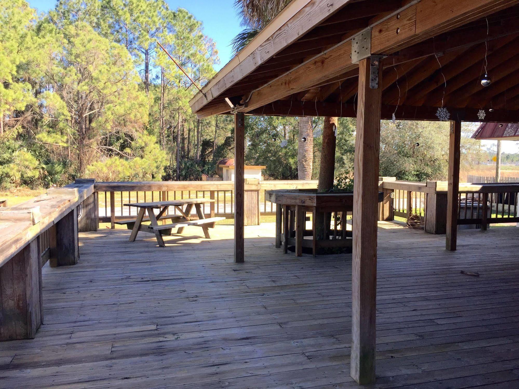 Budget Inn Of Deland Exterior photo